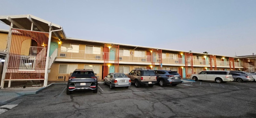 Heritage Inn Main image