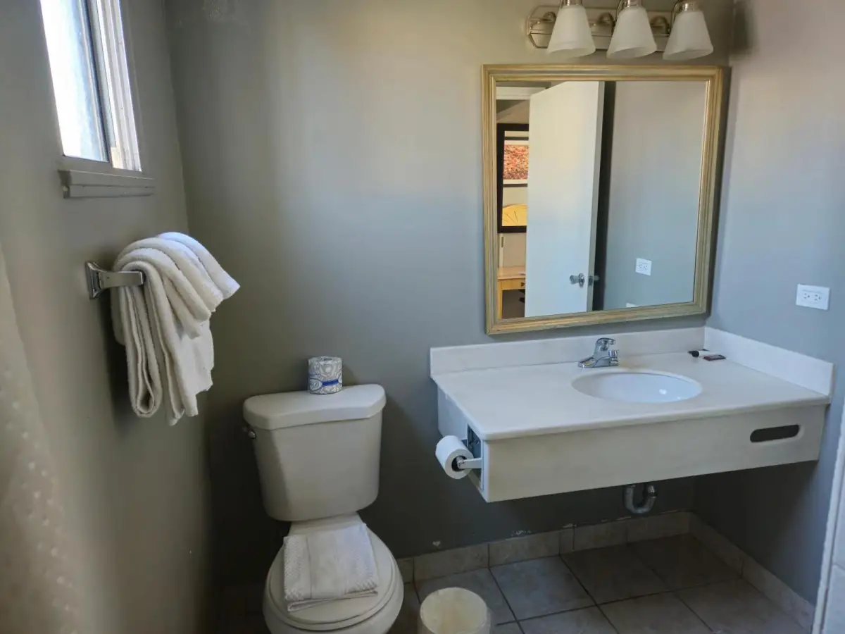 Heritage Inn 10