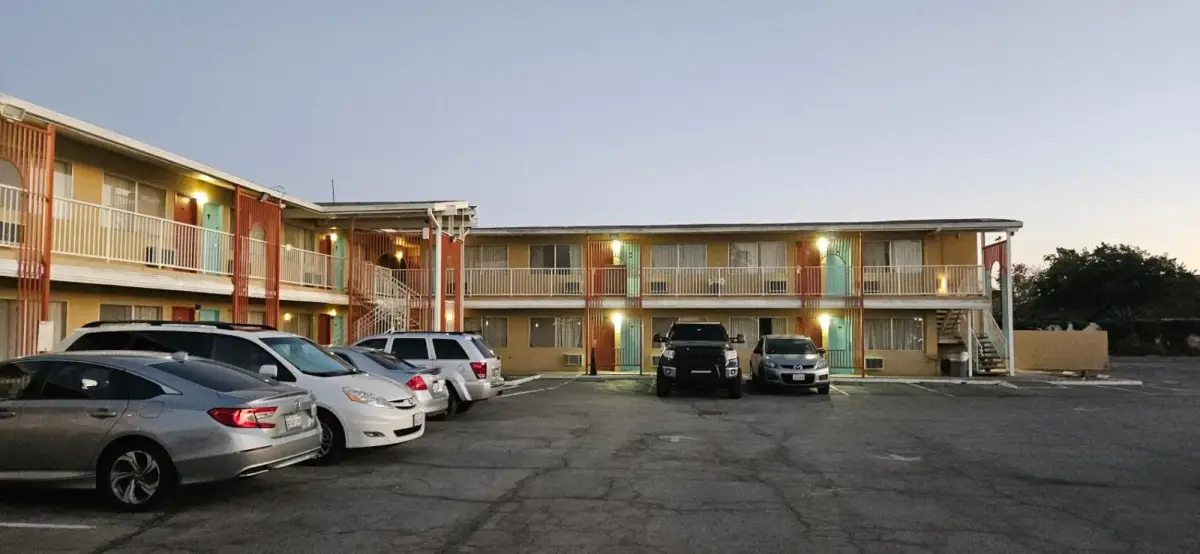 Heritage Inn Main image